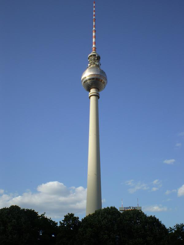 berlin 022.JPG - The Fernsehturm--a symbol of the former German Democratic Republic